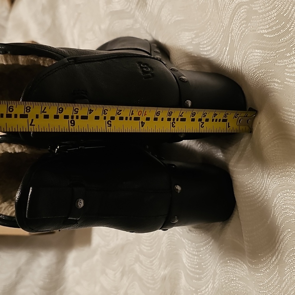 Ugg W Cam II black leather boot size 6 - Picture 4 of 10